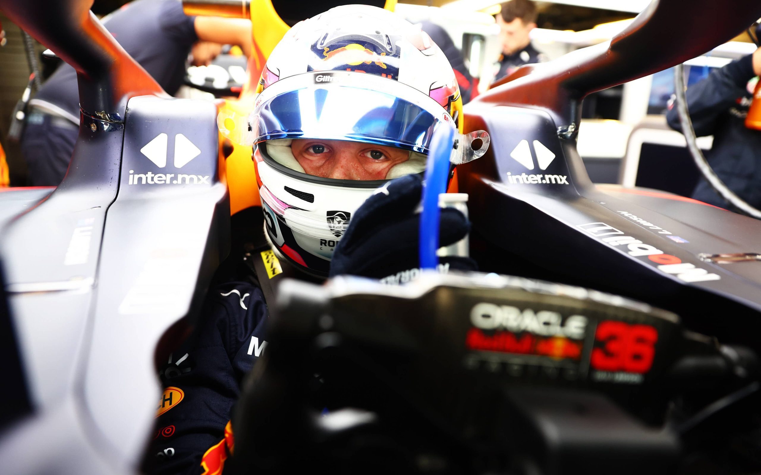 Lawson To Drive Red Bull F1 Car At Bathurst 12 Hour? - VelocityNews