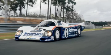 Porsche 962 driving on race track