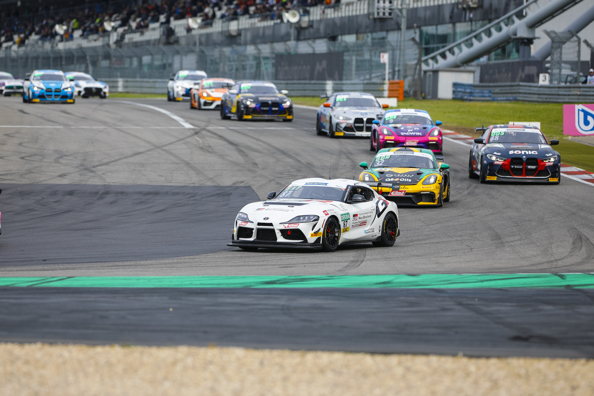 ADAC GT4: Fast Kiwis have to settle for top 15 at the Nürburgring