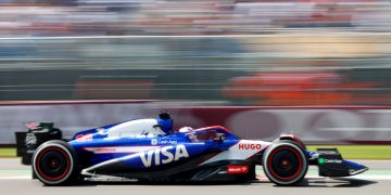 MEXICO CITY, MEXICO - OCTOBER 25: Liam Lawson of New Zealand driving the (30) Visa Cash App RB VCARB 01 on track during practice ahead of the F1 Grand Prix of Mexico at Autodromo Hermanos Rodriguez on October 25, 2024 in Mexico City, Mexico. (Photo by Chris Graythen/Getty Images) // Getty Images / Red Bull Content Pool // SI202410250740 // Usage for editorial use only //