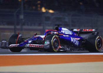 LUSAIL CITY, QATAR - DECEMBER 01: Liam Lawson of New Zealand driving the (30) Visa Cash App RB VCARB 01 on track during the F1 Grand Prix of Qatar at Lusail International Circuit on December 01, 2024 in Lusail City, Qatar. (Photo by Mark Thompson/Getty Images) // Getty Images / Red Bull Content Pool // SI202412010257 // Usage for editorial use only //