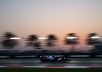 ABU DHABI, UNITED ARAB EMIRATES - DECEMBER 06: Liam Lawson of New Zealand driving the (30) Visa Cash App RB VCARB 01 on track during practice ahead of the F1 Grand Prix of Abu Dhabi at Yas Marina Circuit on December 06, 2024 in Abu Dhabi, United Arab Emirates. (Photo by Rudy Carezzevoli/Getty Images) // Getty Images / Red Bull Content Pool // SI202412060788 // Usage for editorial use only //